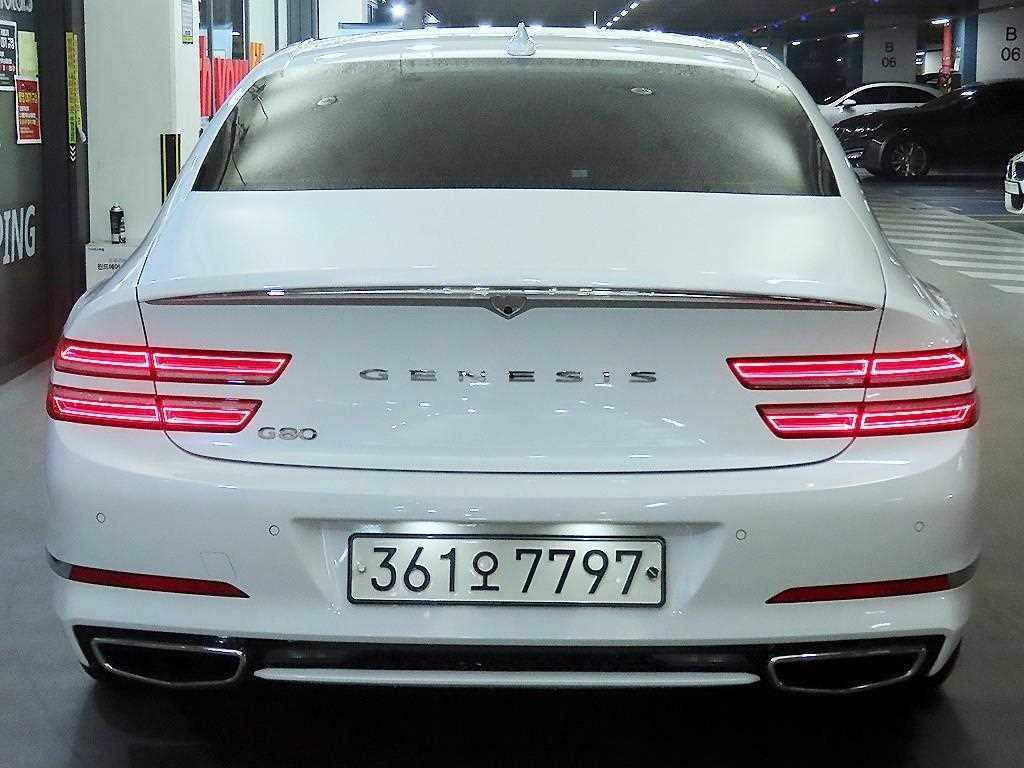 Genesis G80 - Vista 7