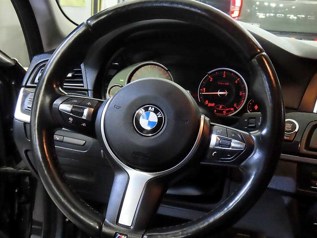 BMW 5 Series - Vista 8