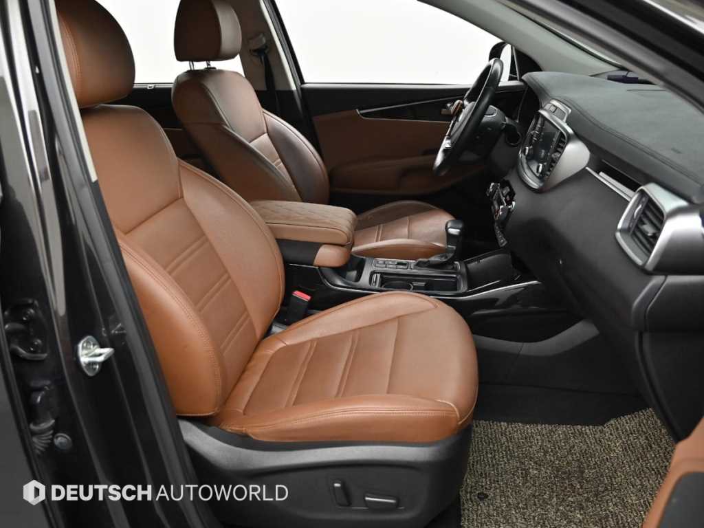 KIA Sorento - Vista 10