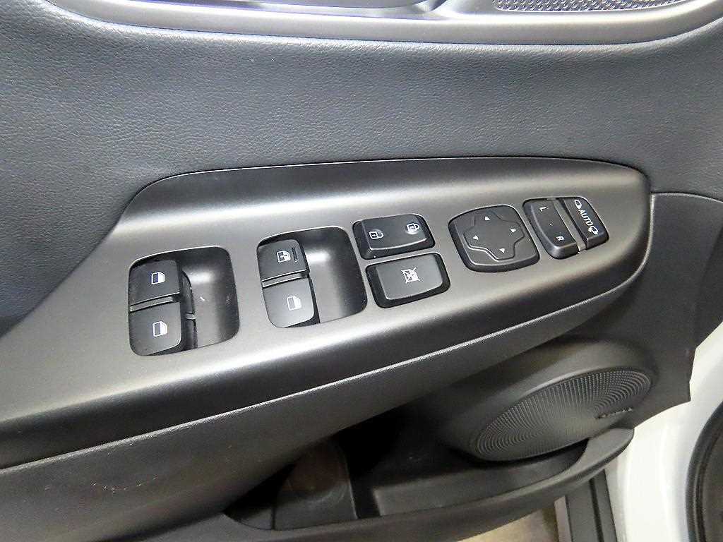 HYUNDAI Kona 2020 Blanco - Importación desde Corea - HF Imports Iquique - Foto 13