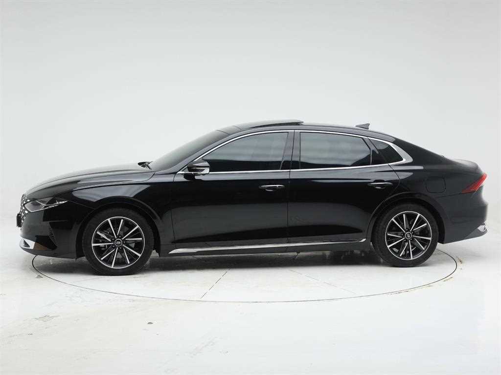 HYUNDAI Grandeur - Vista 3