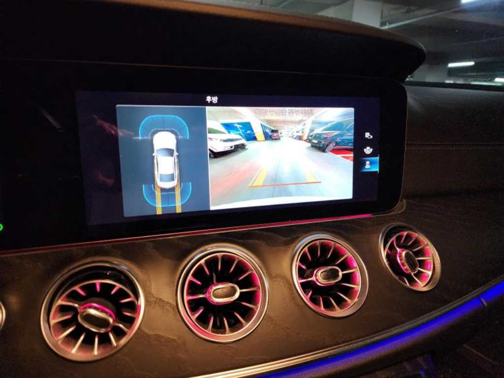 Mercedes Benz CLS Class - Vista 12