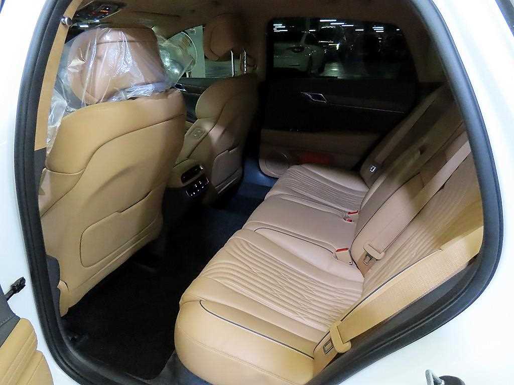 Genesis G80 - Vista 8