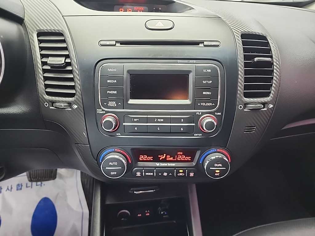 KIA K3 - Vista 10