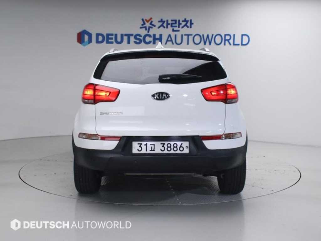 KIA Sportage - Vista 4