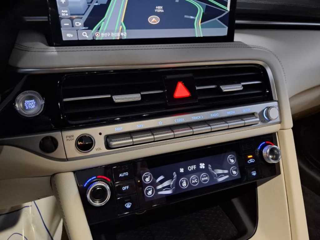 Genesis G70 - Vista 11
