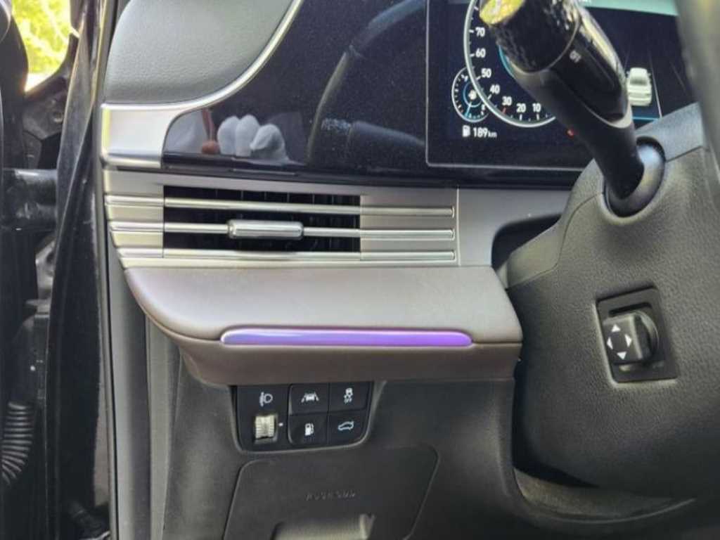 HYUNDAI Grandeur - Vista 11