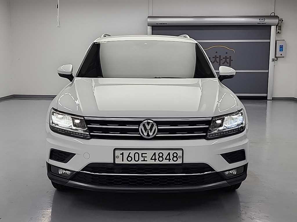 Volkswagen Tiguan - Vista 2