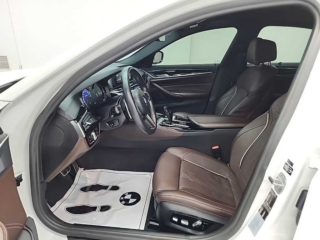 BMW 5 Series - Vista 11