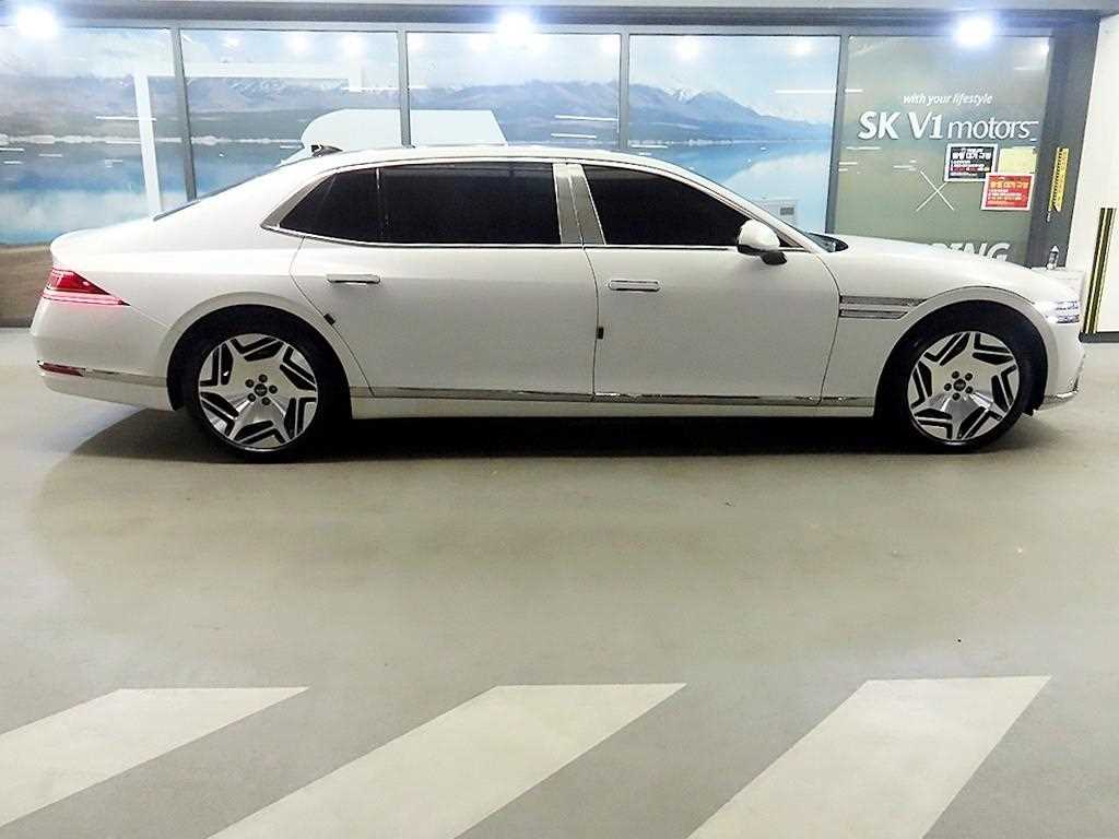 Genesis G90 - Vista 3