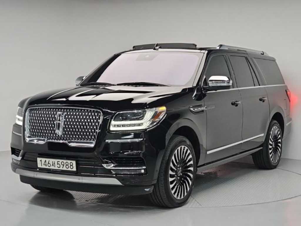 Lincoln Navigator 2020 Negro - Importación desde Corea - HF Imports Iquique - Foto 1