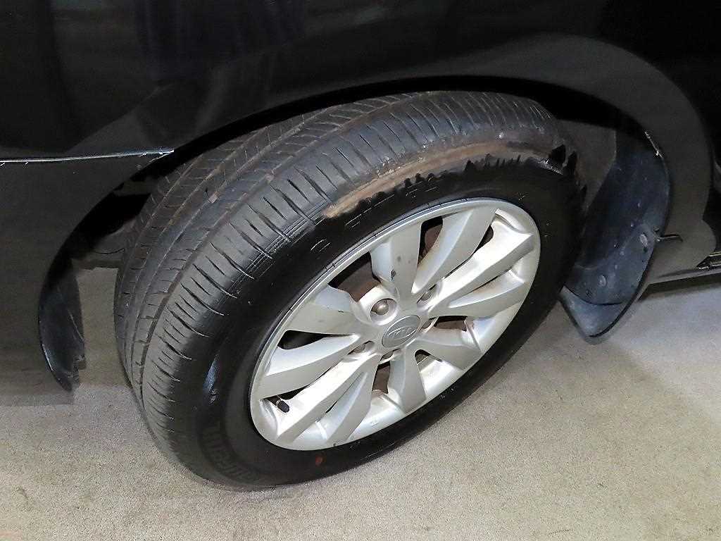 KIA Carens 2011 Negro - Importación desde Corea - HF Imports Iquique - Foto 19