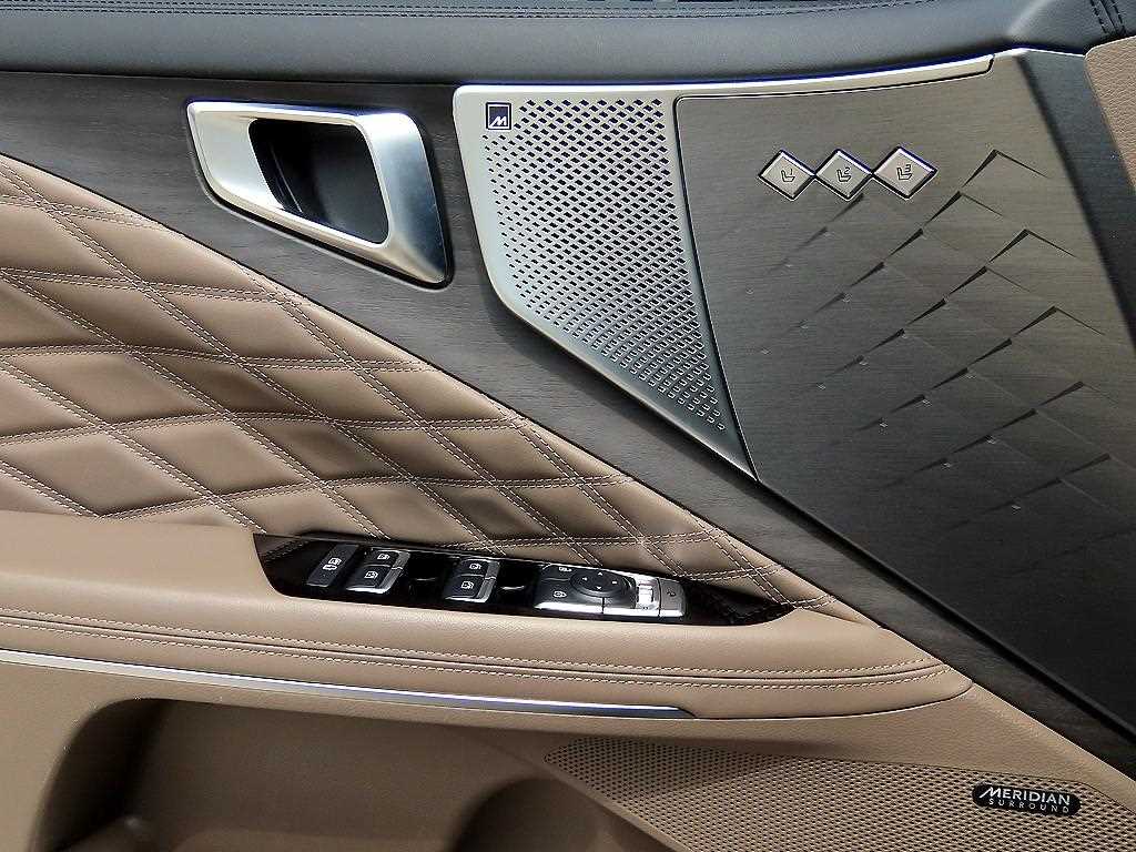 KIA K8 - Vista 12