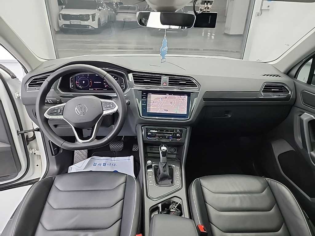 Volkswagen Tiguan - Vista 7