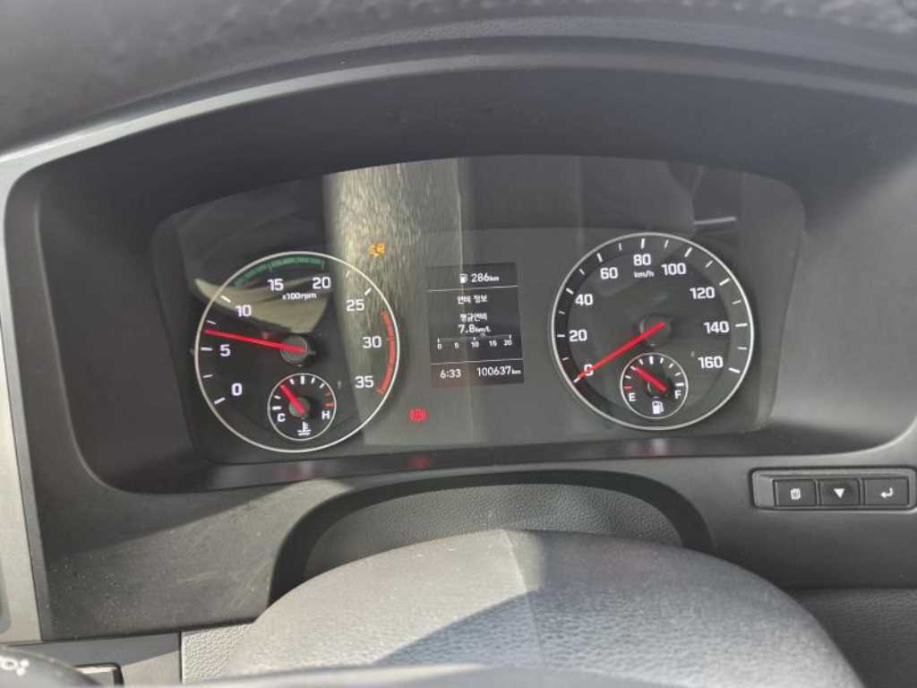 medium and large cargo truck 2022 Blanco - Importación desde Corea - HF Imports Iquique - Foto 17