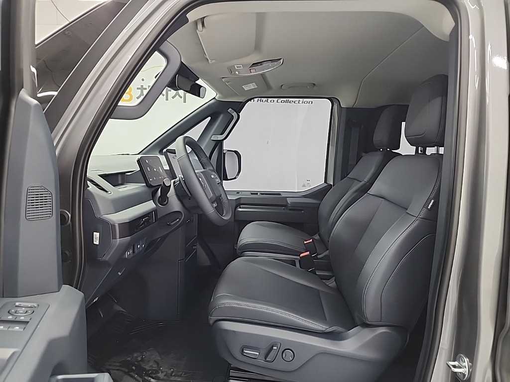 KIA PV5 - Vista 11