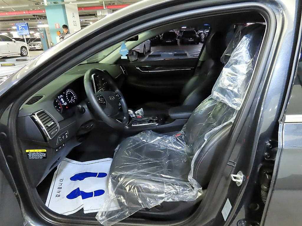 HYUNDAI Grandeur - Vista 6