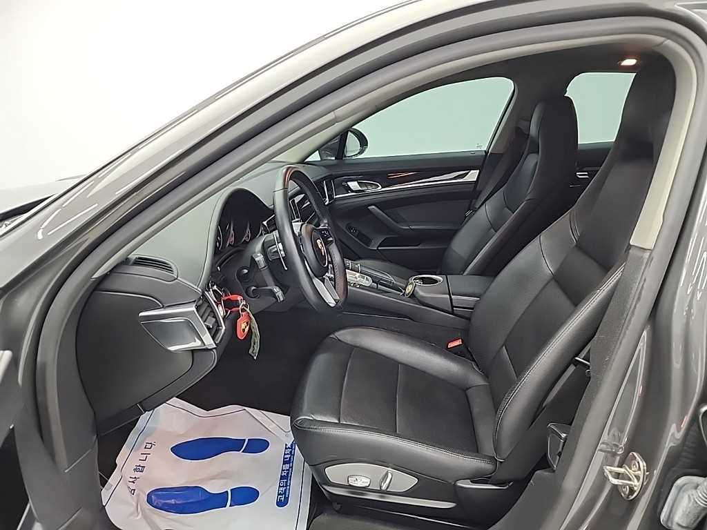 Porsche Panamera - Vista 11
