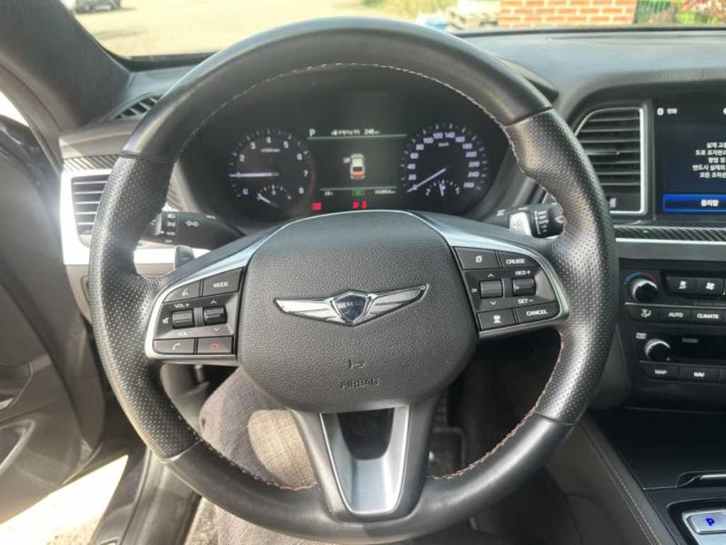 Genesis G80 - Vista 4