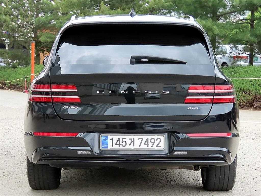 Genesis GV80 - Vista 4