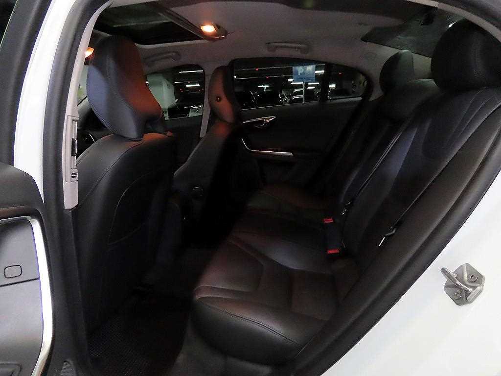 Volvo S60 - Vista 7