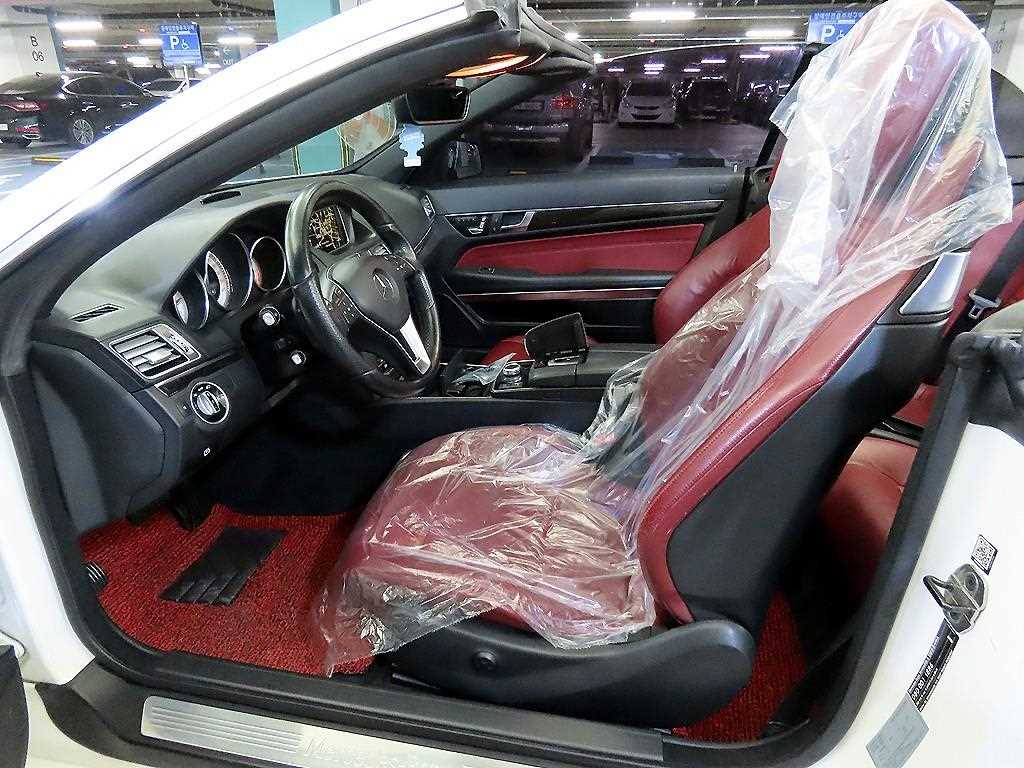 Mercedes Benz E class - Vista 11