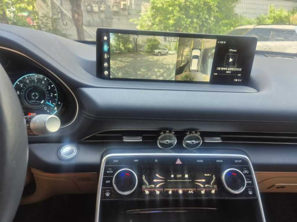 Genesis GV80 - Vista 7