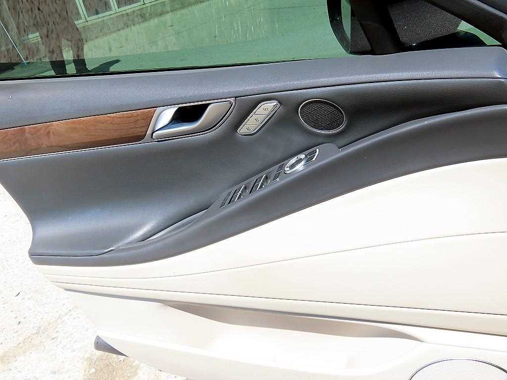 Genesis G80 - Vista 11