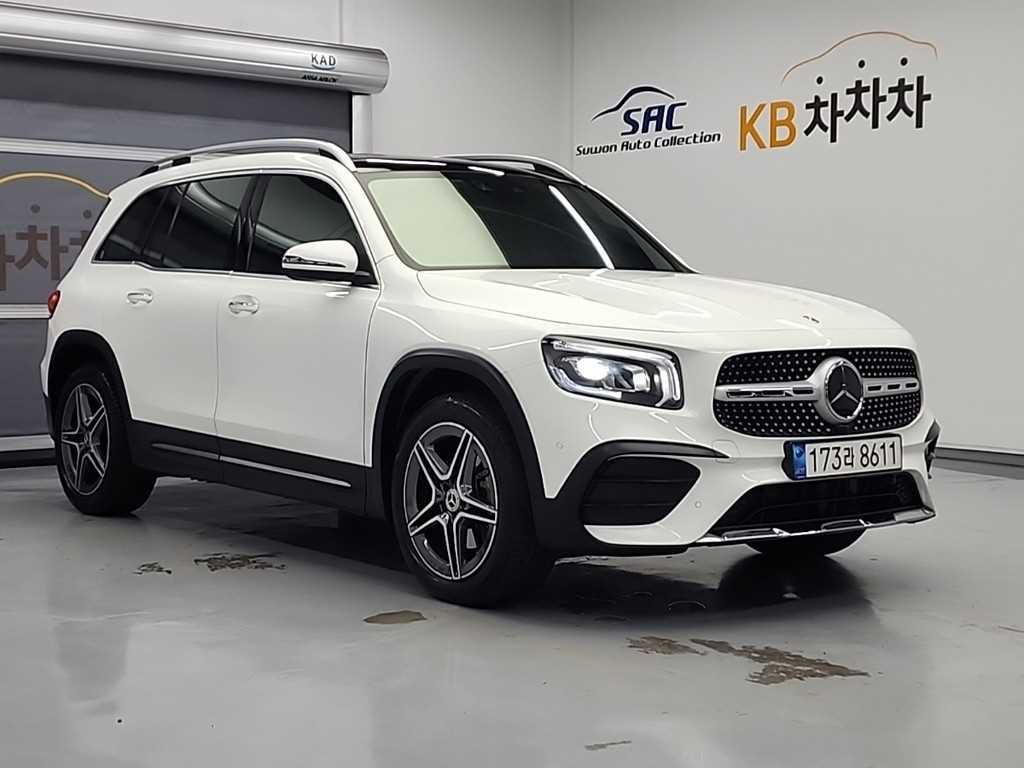 Mercedes Benz GLB Class - Vista 4