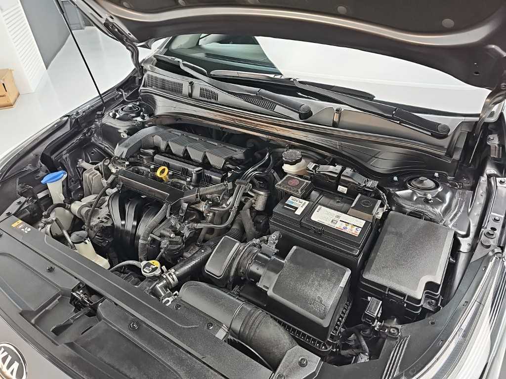KIA K3 - Vista 5