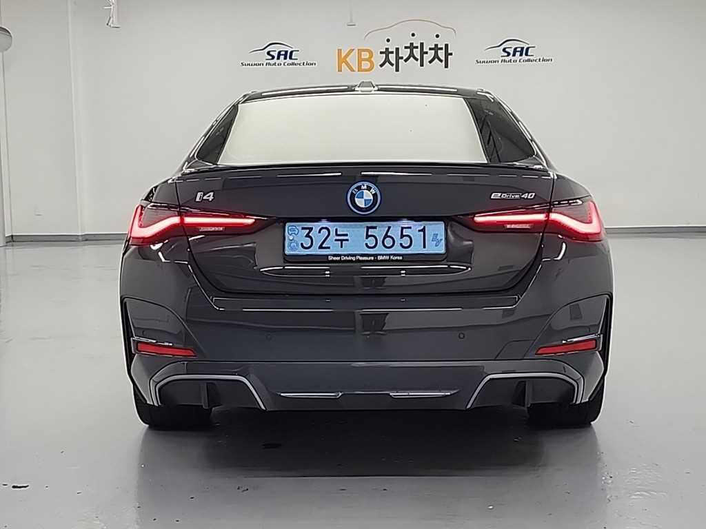 BMW i4 - Vista 3