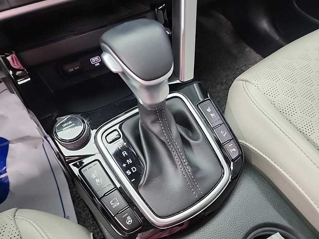 KIA Seltos - Vista 8