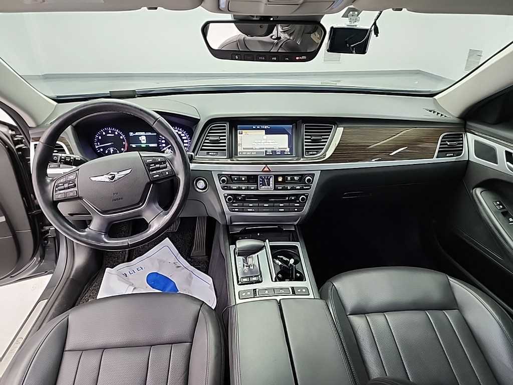 Genesis G80 - Vista 7