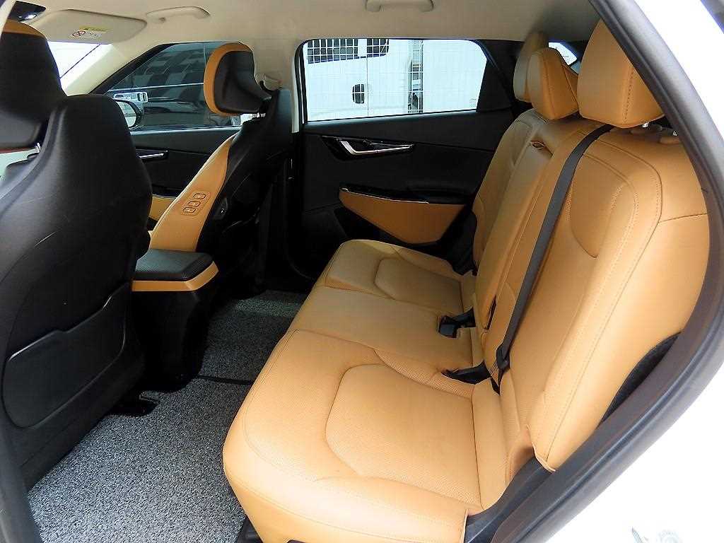 KIA EV6 - Vista 6