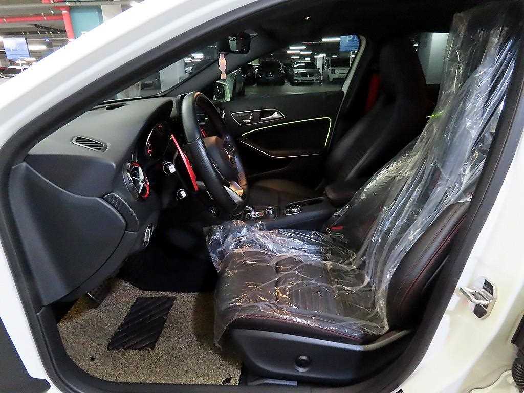 Mercedes Benz A Class - Vista 6