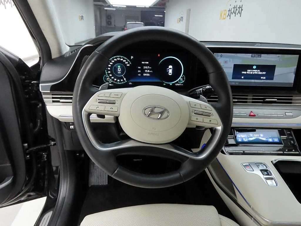 HYUNDAI Grandeur - Vista 7