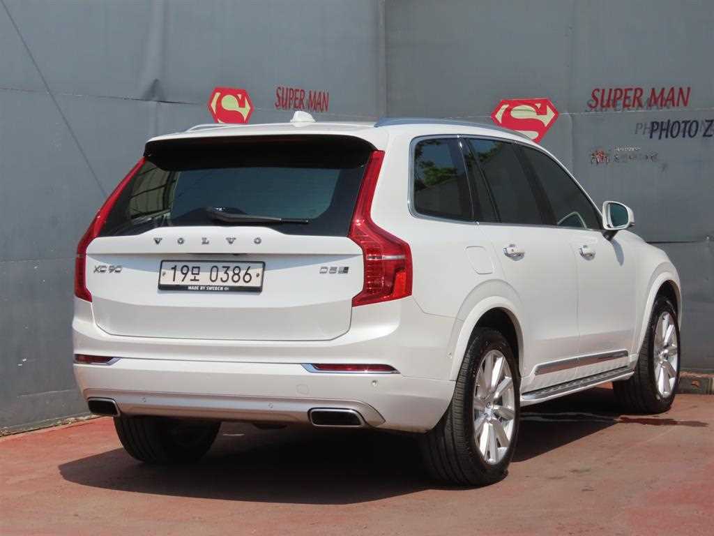 Volvo XC90 - Vista 3