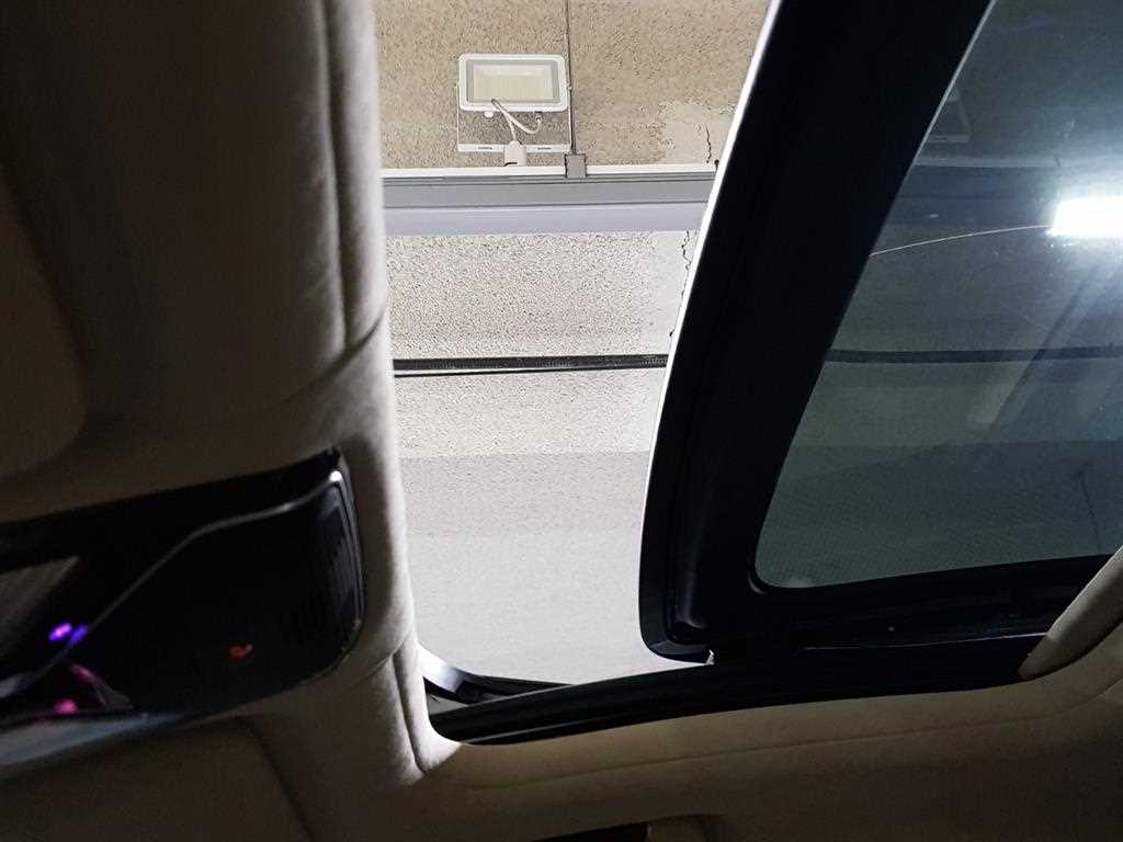 BMW 7 Series - Vista 9