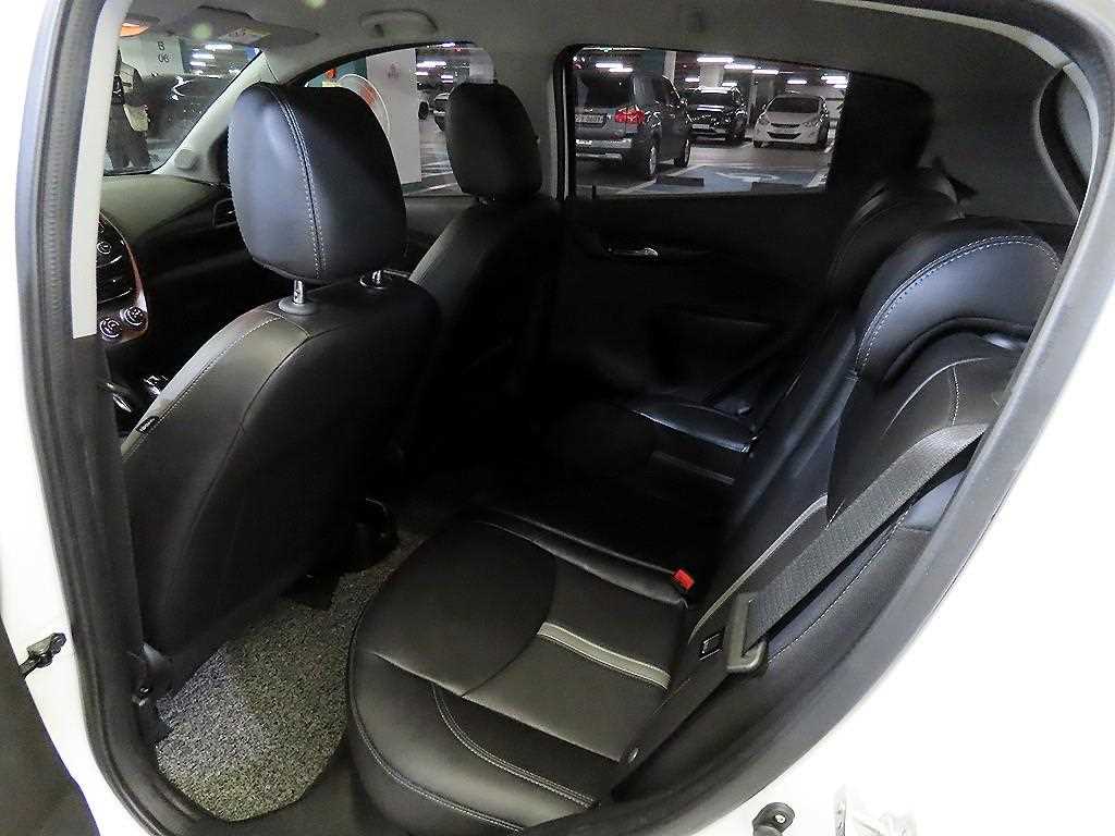 Chevrolet Spark - Vista 8