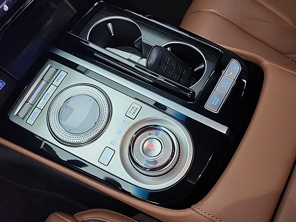 Genesis G80 - Vista 8