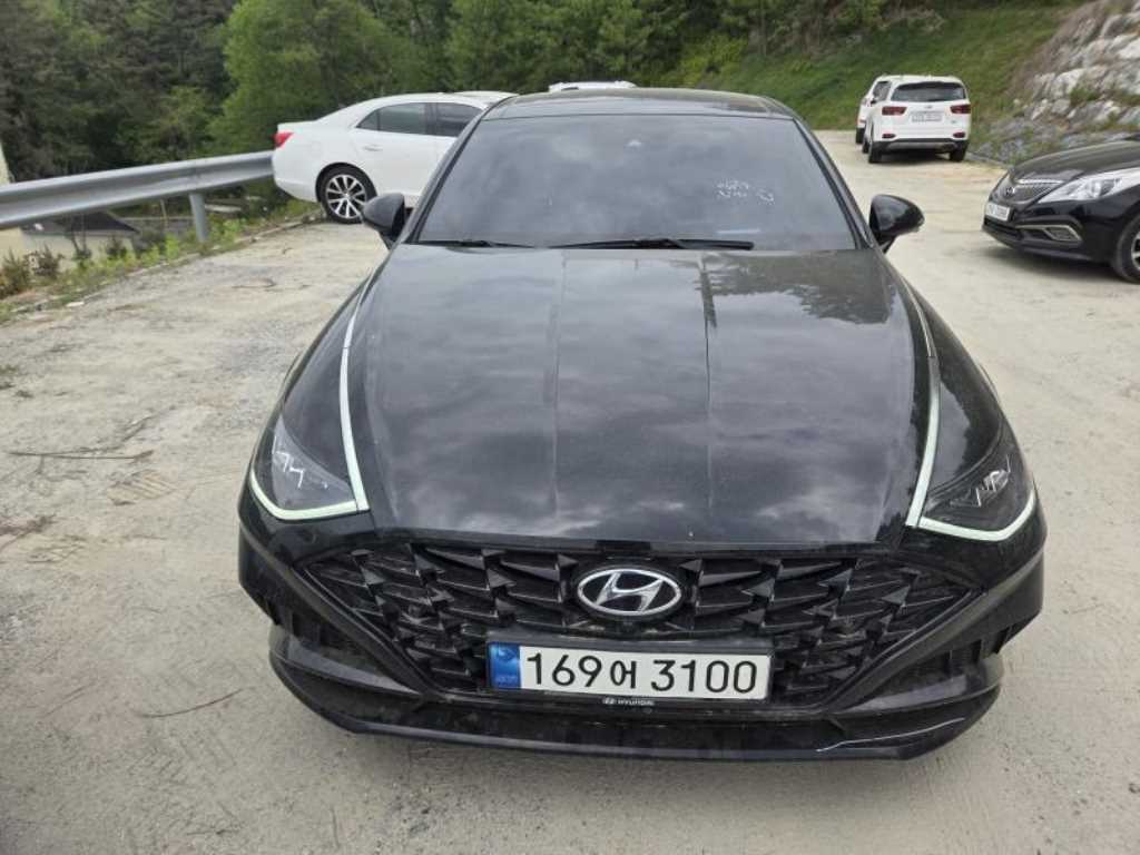 HYUNDAI Sonata 2022 Negro - Importación desde Corea - HF Imports Iquique - Foto 1