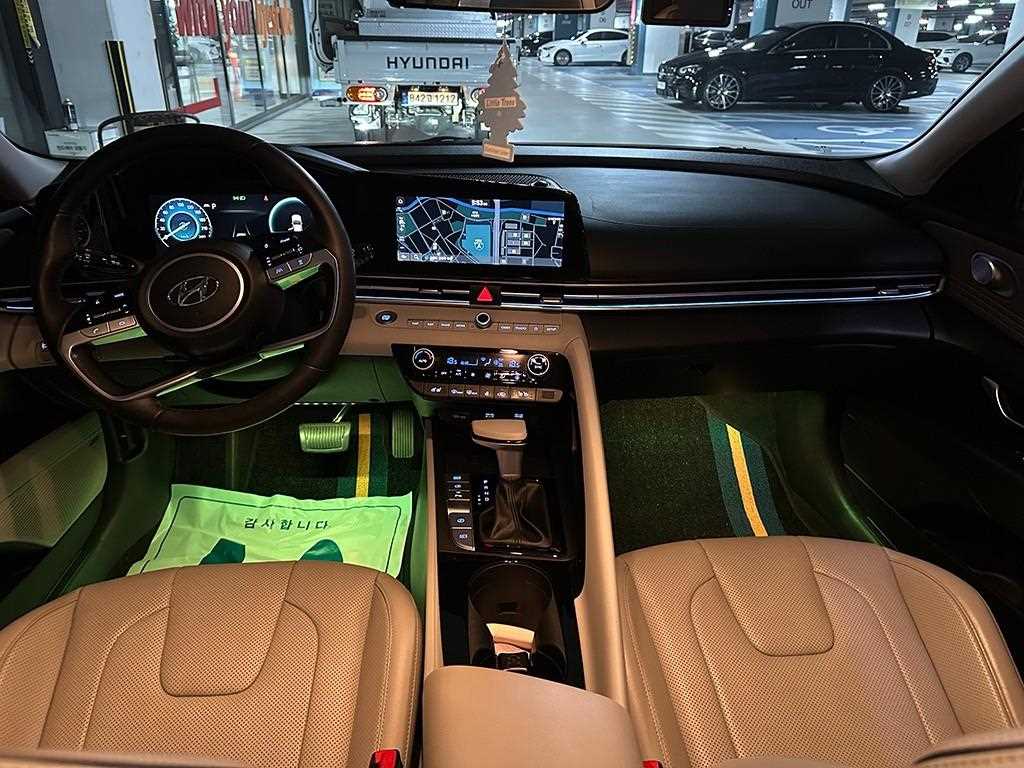 HYUNDAI Avante 2021 Blanco - Importación desde Corea - HF Imports Iquique - Foto 1