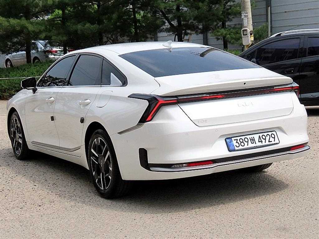 KIA K8 - Vista 4