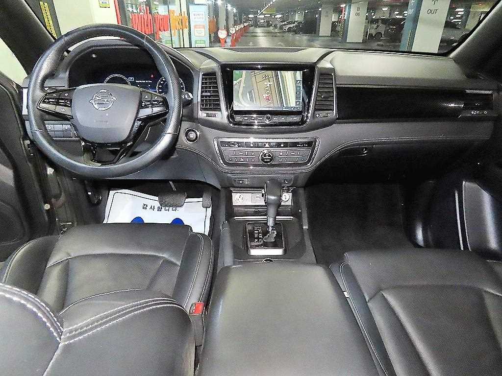Ssangyong Rexton - Vista 10