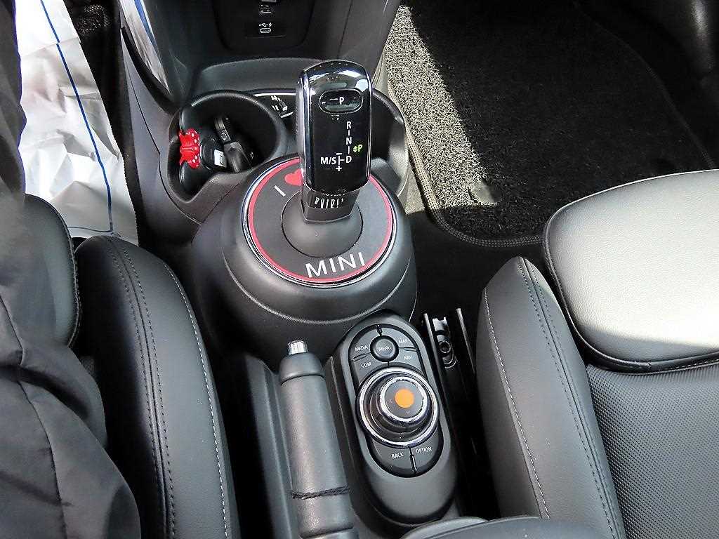 Mini Cooper - Vista 11