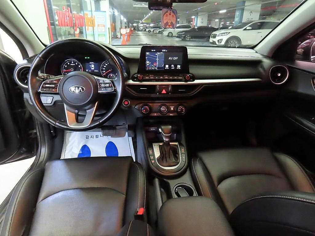 KIA K3 - Vista 10