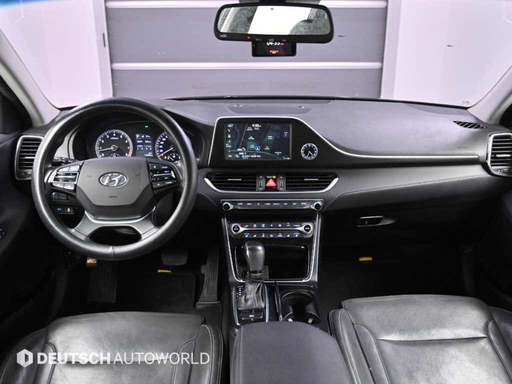 HYUNDAI Grandeur - Vista 7