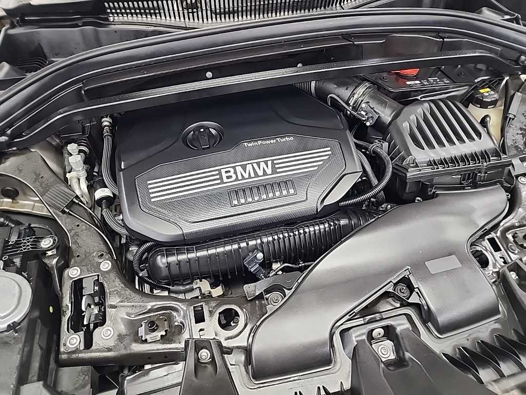 BMW X1 - Vista 5