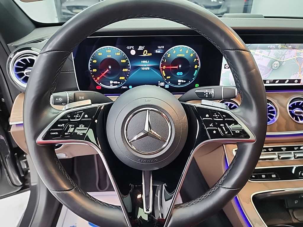 Mercedes Benz E class - Vista 9