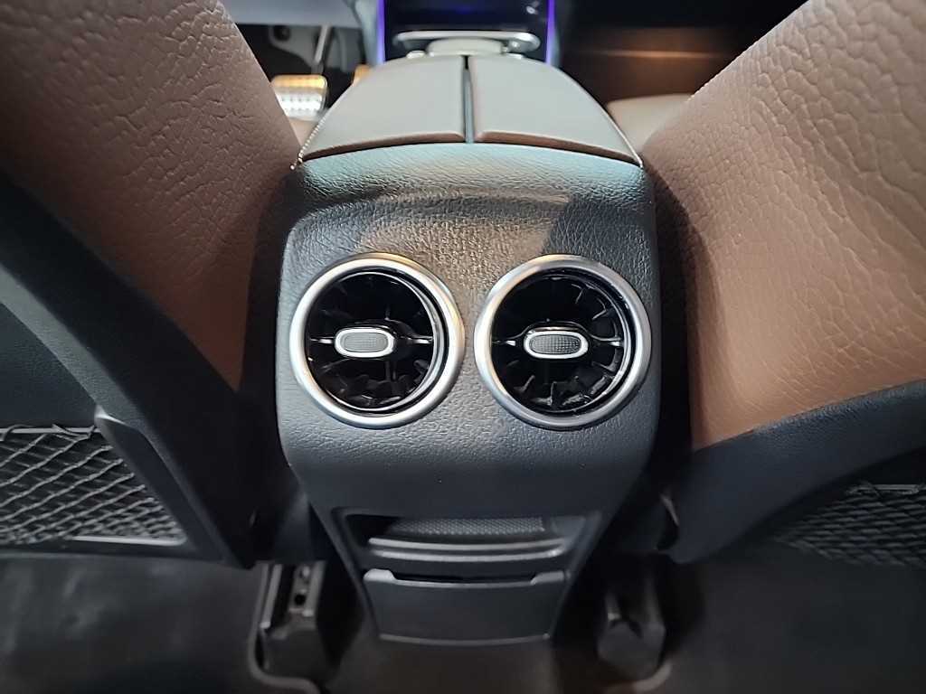 Mercedes Benz GLB Class 2023 Blanco - Importación desde Corea - HF Imports Iquique - Foto 13
